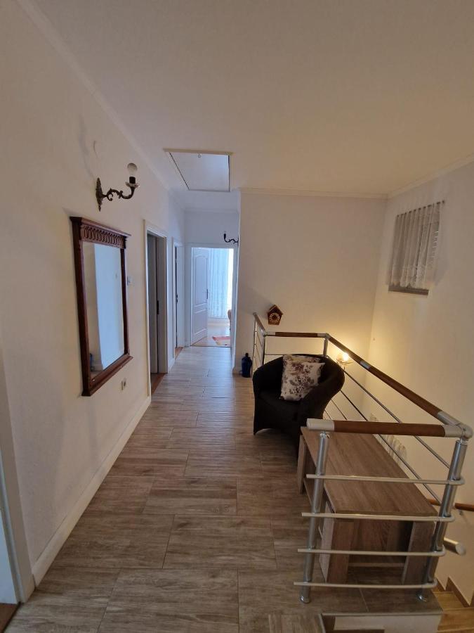 Vizmeg Villa